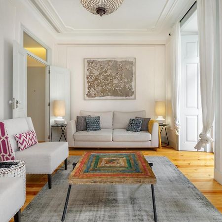 Whome Luxury Stay In Prime Location W/ Ac, Lift & Private Patio Lisboa Eksteriør billede