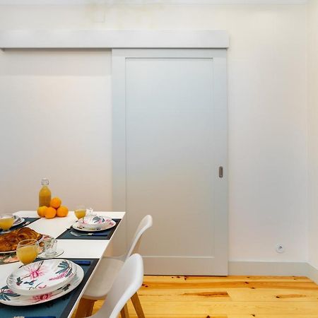 Whome Luxury Stay In Prime Location W/ Ac, Lift & Private Patio Lisboa Eksteriør billede